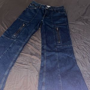 Wide legged jeans